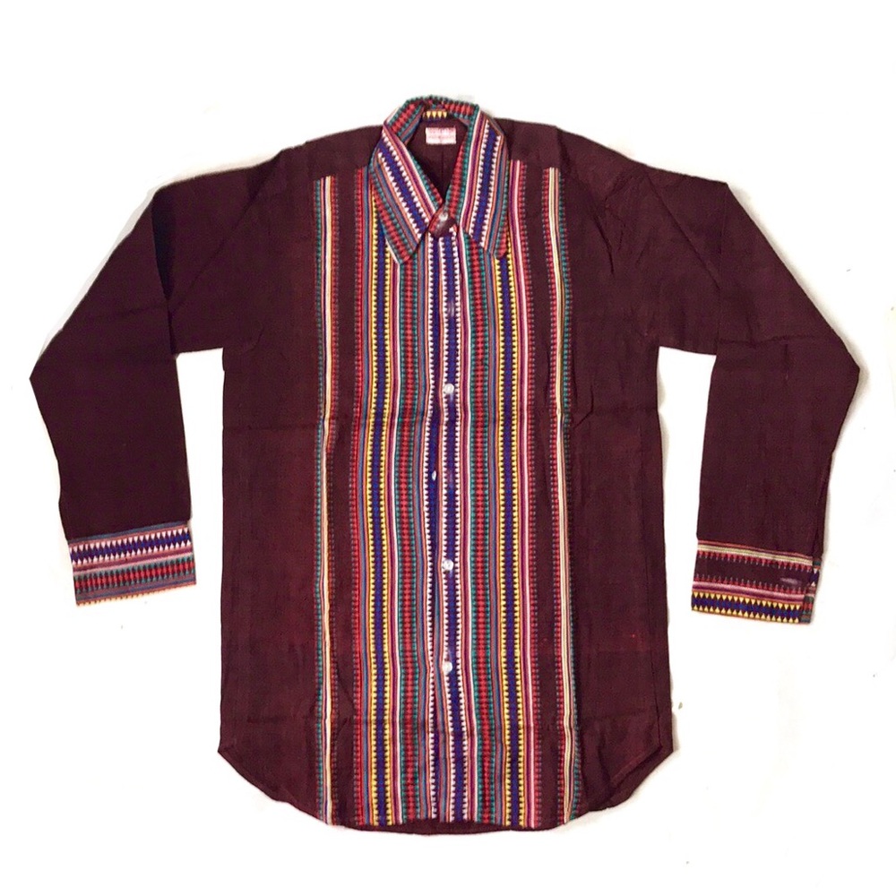 Vintage red embroidered ethnic buttondown shirt S